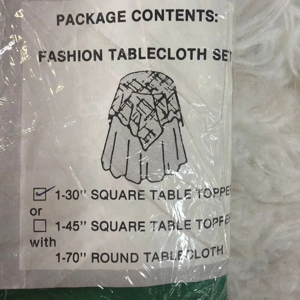 NWOT Vintage Linen Tree Fashion Tablecloth Set Christmas 30” Square Table Topper